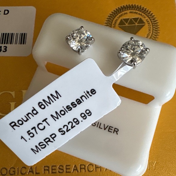 GRA Moissanite Jewelry - Moissanite Stud Earrings 1.57ct D VVS1 Round 6mm Sterling Silver SE07244-H